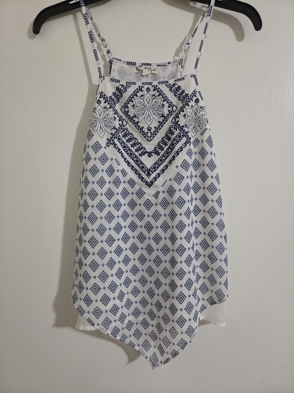 ABOUT A GIRL Embroidered Boho Cami Tank Top XS Blue White Geometric Layered